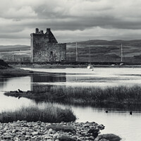 Buy canvas prints of Lochranza Castle, Arran by Gavin Liddle