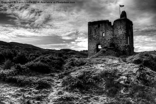  Tarbert Castle Picture Board by Gavin Liddle