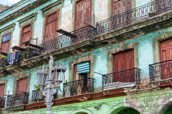 Old worn out flats in Havana, Cuba Picture Board by Frank Bach