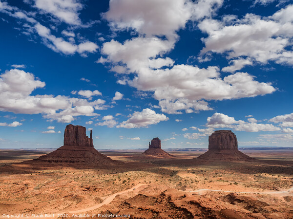 Monument Valley Navajo National Monument in Utah Arizona, Picture Board by Frank Bach