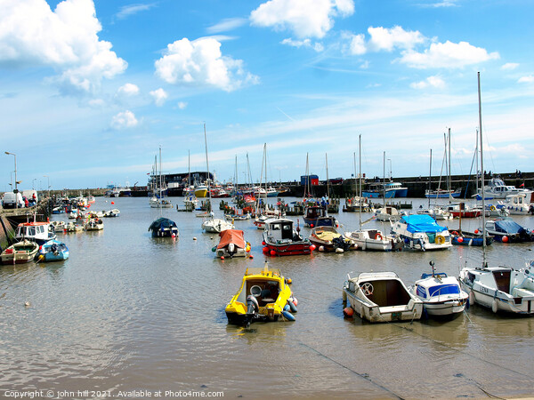 Bridlington Harbour in Yorkshire Picture Board by john hill