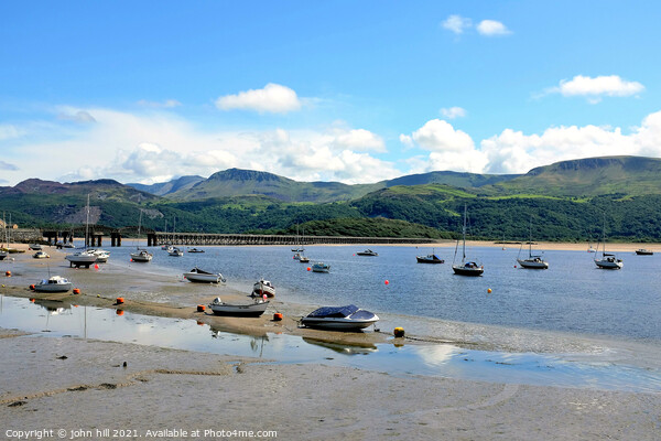 River Mawddach, Barmouth, Wales. Picture Board by john hill