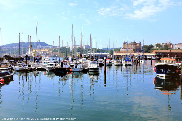 Harbour and Marina, Scarborough, Yorkshire. Picture Board by john hill