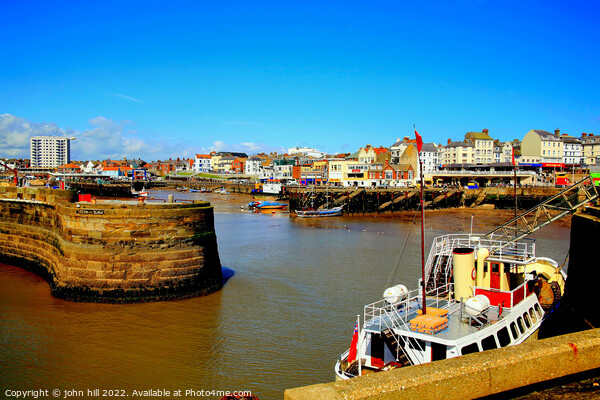 Bridlington harbour, Yorkshire. Picture Board by john hill