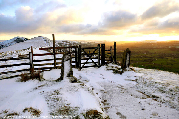 Dawn on the Great ridge, Peak district, Derbyshire Picture Board by john hill