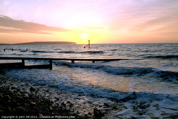 Sunrise at Shanklin, Isle of Wight. Picture Board by john hill