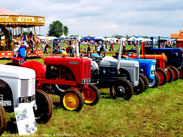 Vintage tractors at Country show. Picture Board by john hill