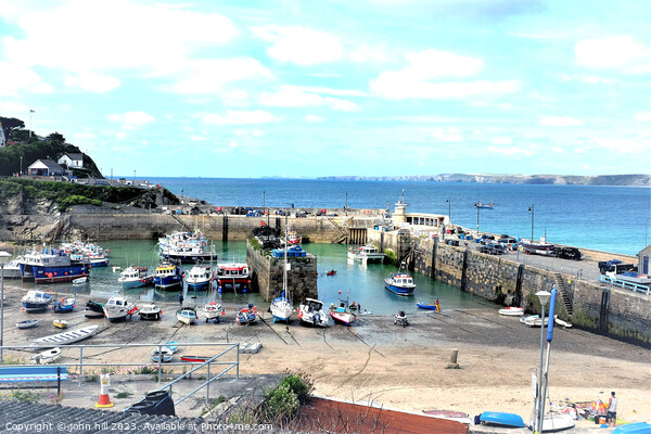 Low tide Harbor, Newquay, North Cornwall, UK. Picture Board by john hill