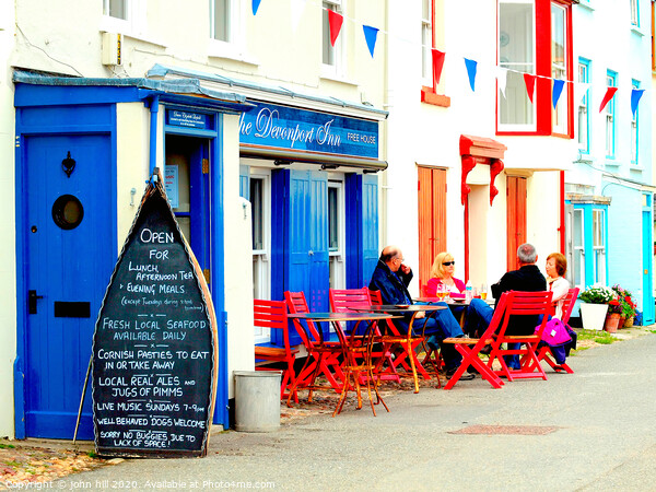 Alfresco at Kingsand in Cornwall, UK. Picture Board by john hill