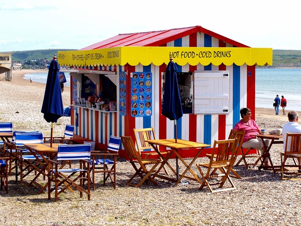 Food Kiosk on the beach at Weymouth in Dorset. Picture Board by john hill