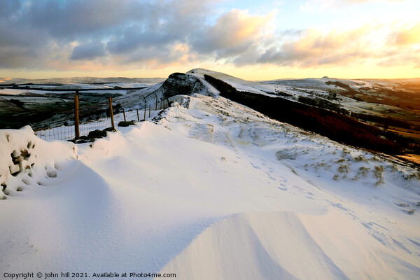 Winter at the Great Ridge in Derbyshire, UK. Picture Board by john hill