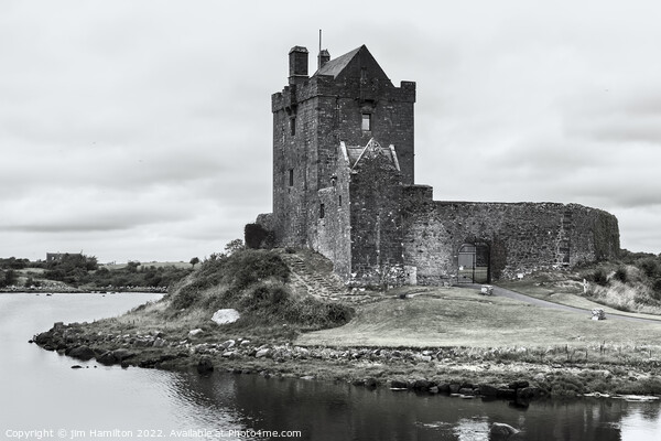 Dunguaire Castle, Galway, Ireland. Picture Board by jim Hamilton