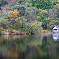 Buy canvas prints of Autumn Colours by the Boat House by Lesley Moran