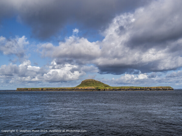 Sombrero Island, Scottish Isles Picture Board by Stephen Munn