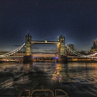 Buy canvas prints of London Bridge By night by Sarah Paddison