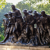 Buy canvas prints of New York Statue of soldiers of I World War, Central Park. by Antonio Gravante