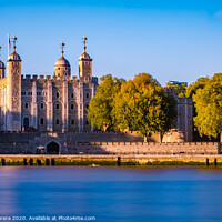 Buy canvas prints of The Tower of London by Hiran Perera
