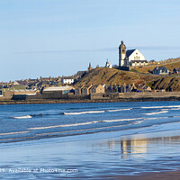 MacDuff Church & War Memorial Light Reflection
