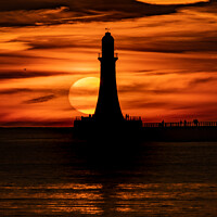 Buy canvas prints of Sunrise at Roker - 3  by Robin Hunter