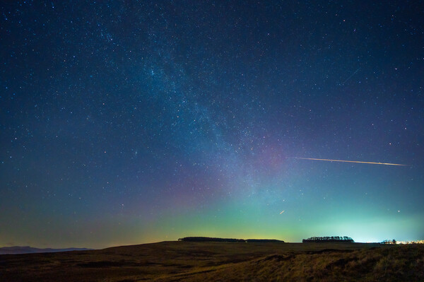 Flying Meteor  Picture Board by Jonny Gios