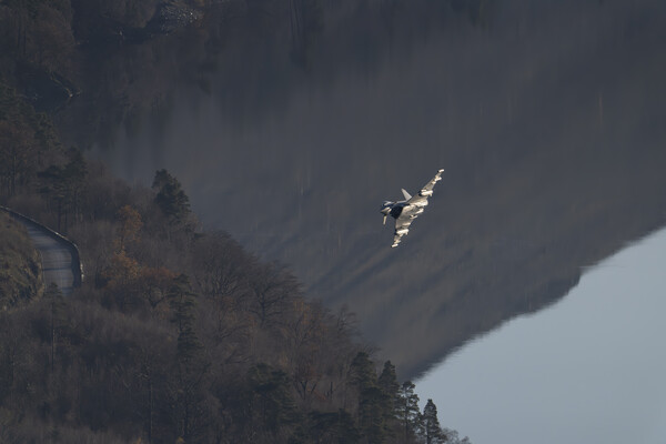 Typhoon banking at Thirlmere  Picture Board by Jonny Gios