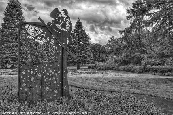 The Memorial and The Park - (Black and White.) Picture Board by 28sw photography