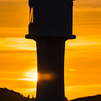 Buy canvas prints of Littlehampton Lighthouse at Sunset by Geoff Smith