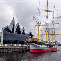Buy canvas prints of Riverside Museum in Glasgow by Jeff Whyte