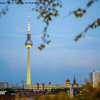 Buy canvas prints of Berlin skyline during evening with Fernsehturm Berlin TV tower. by Kristof Bellens