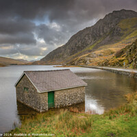 Buy canvas prints of The Boathouse at Llyn Ogwen by jim cooke