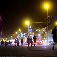 Buy canvas prints of Families Enjoying Blackpool Illuminations by Iain McLeod