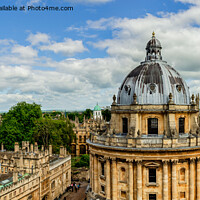 Buy canvas prints of Radcliffe Camera Oxford by Cliff Kinch