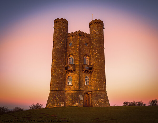 Evening grips Broadway Tower Picture Board by Cliff Kinch