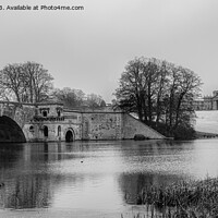 Buy canvas prints of Blenheim Palace by Cliff Kinch