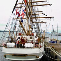 Buy canvas prints of Tall Ship Union by Stephanie Moore