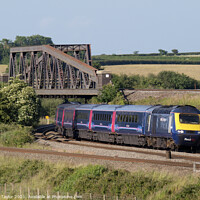 Buy canvas prints of First Great Western train   by Nik Taylor