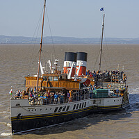 Buy canvas prints of Waverley coming into Clevedon Pier by Rory Hailes