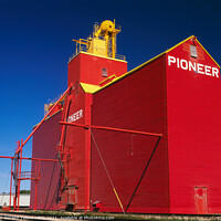 Buy canvas prints of Grain elevator, Saskatchewan, Canada by Geraint Tellem ARPS