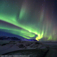 Buy canvas prints of Aurora Borealis (Northern Lights) from Jokulsarlon Glacier, Southern Iceland by Geraint Tellem ARPS