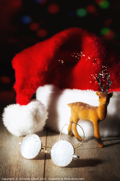 Santas' Glasses Picture Board by Amanda Elwell