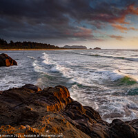 Buy canvas prints of Hobuck Beach Sunset by Chuck Koonce