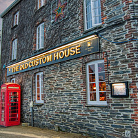 Buy canvas prints of The Old Custom House at Padstow, Cornwall by Stuart Chard