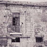 Buy canvas prints of Old Maltese Building by Stuart Chard