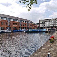 Buy canvas prints of Victoria Quay Sheffield by Roy Hinchliffe