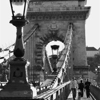 Buy canvas prints of Széchenyi Chain Bridge, Budapest by David Gardener