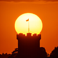 Buy canvas prints of Guy's Tower Sunset by Nigel Wilkins