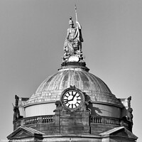 Buy canvas prints of Liverpool Town Hall by Philip Brookes
