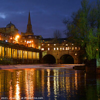 Buy canvas prints of A Night of Reflections on Pulteney Bridge by Les Schofield
