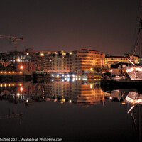 Buy canvas prints of Bristol Basin at Night  by Les Schofield