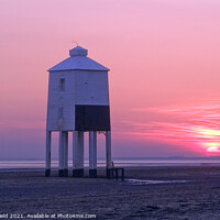 Buy canvas prints of Burnham Lighthouse by Les Schofield